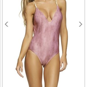 Swim suit. VIX Paula Hermanny